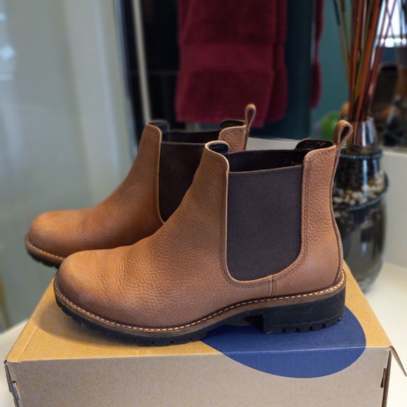 Ecco Shoes - Ecco Leather Chelsea Boot Women's SZ 38